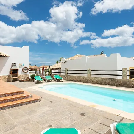 Homeforguest Lobos Con Piscina Privada Caleta De Fuste